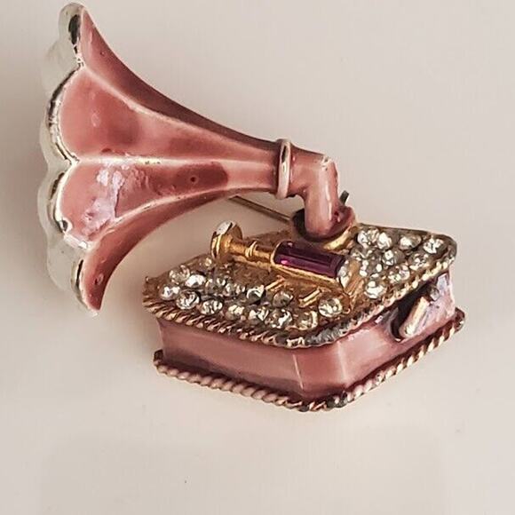 VTG BSK My‎ Fair Lady Gramophone Pin Brooch Painted Enamel with Crystals 60's - Picture 1 of 11